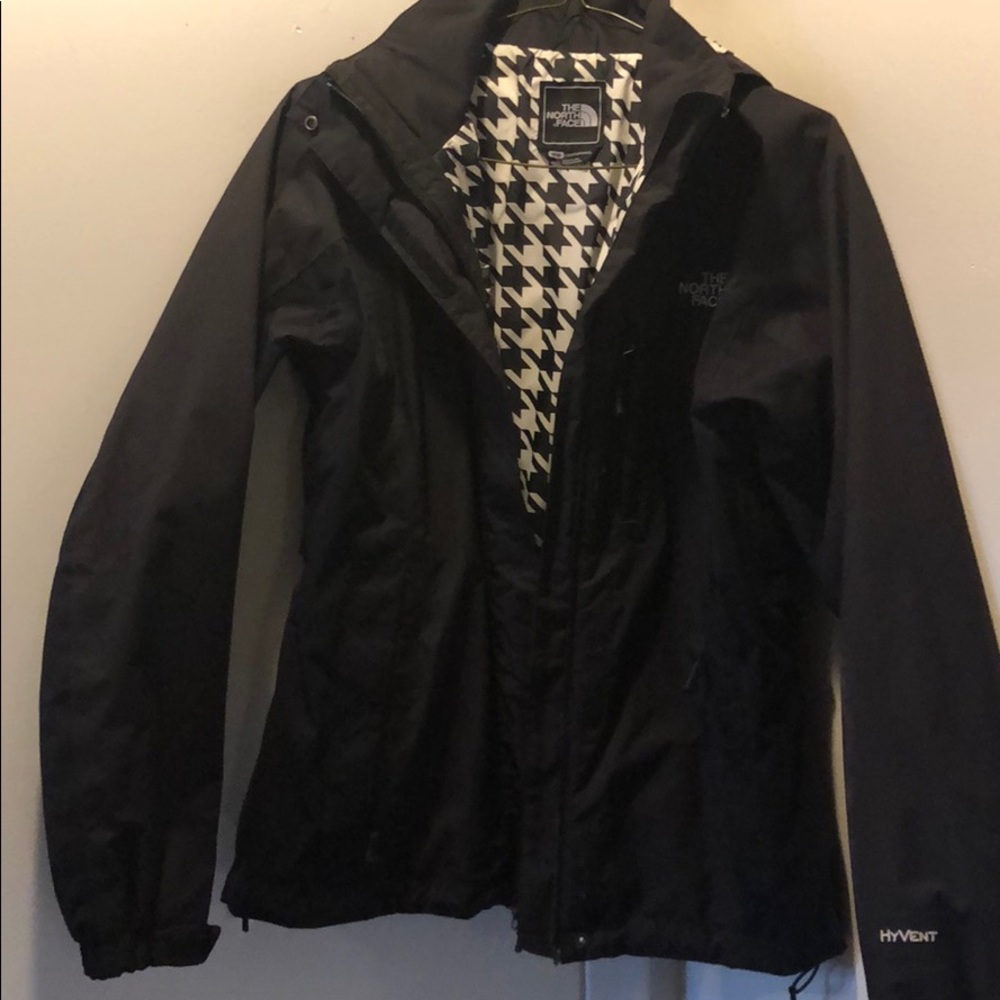 North face black hyvent jacket medium